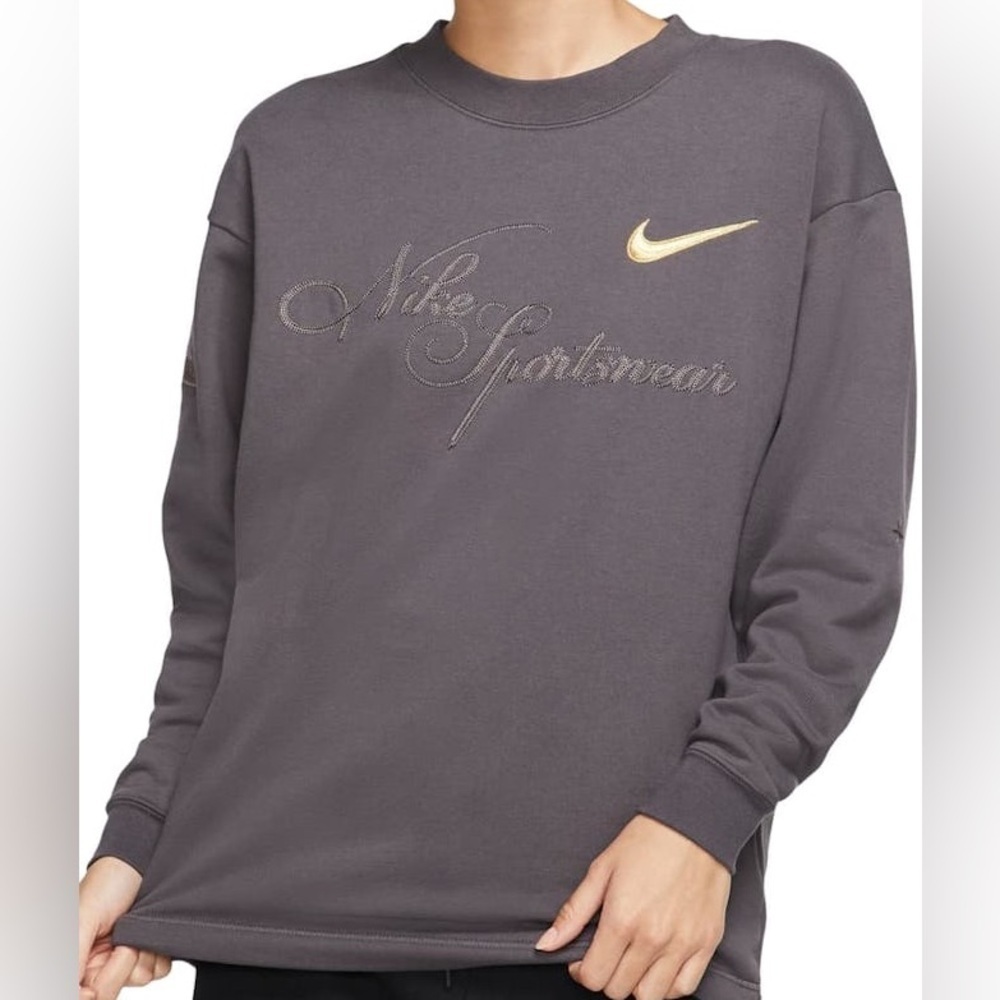 Grey and Gold Nike x Maria Sharapova Embroidered Long Sleeve Tee Size S